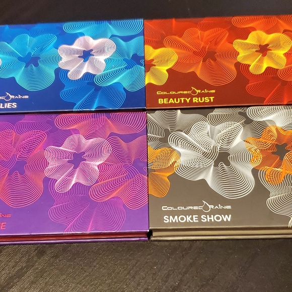 4 Coloured Raine Palettes - Picture 2 of 2